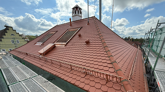 Top Job mit Biberschwanzziegeln von Jacobi